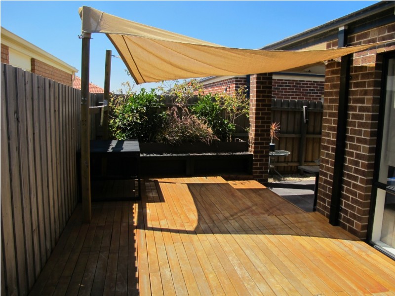 2 Hepburn Court, Taylors Hill VIC 3037