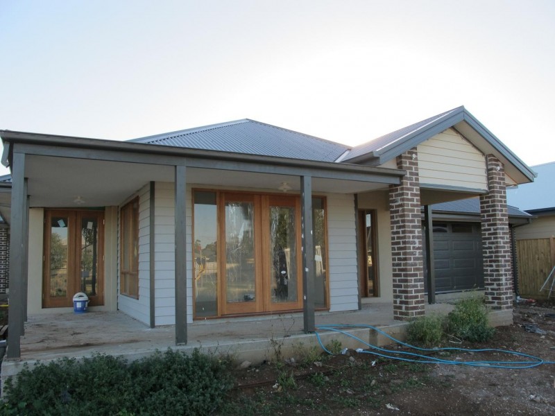 1 Erica Close, Eynesbury VIC 3338