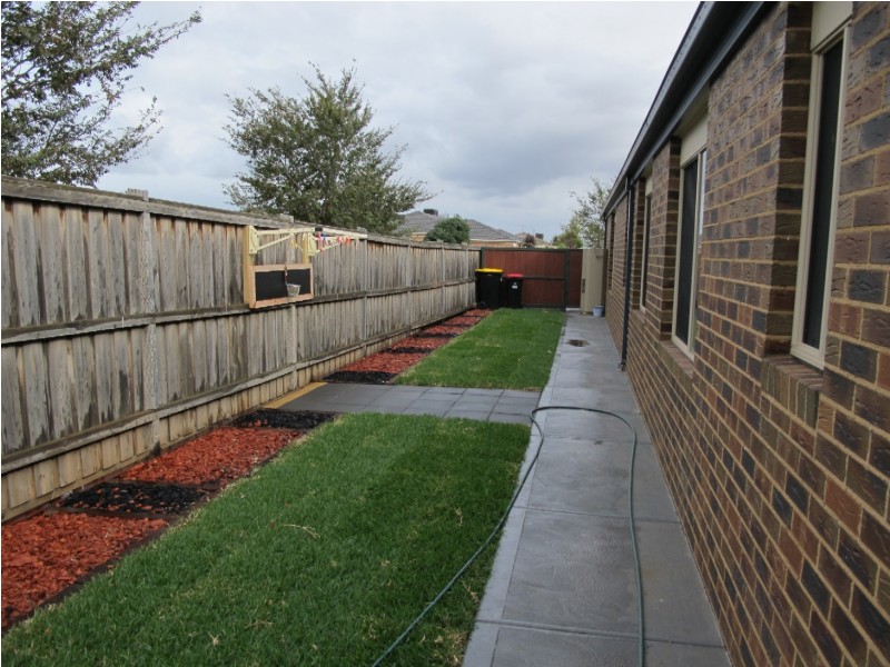 31 Ultimo Walk, Taylors Hill VIC 3037