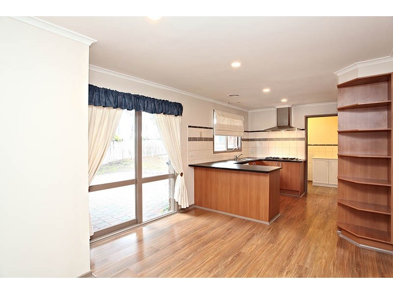 85 Hume Avenue, Melton South VIC 3338