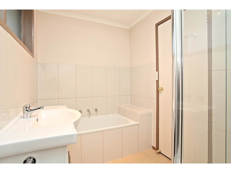 85 Hume Avenue, Melton South VIC 3338