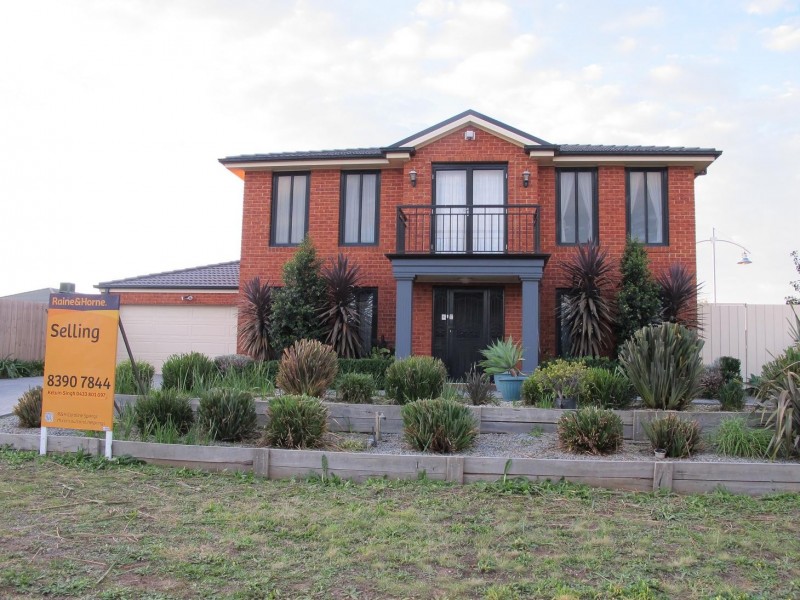 8 Rushcutters Place, Taylors Hill VIC 3037