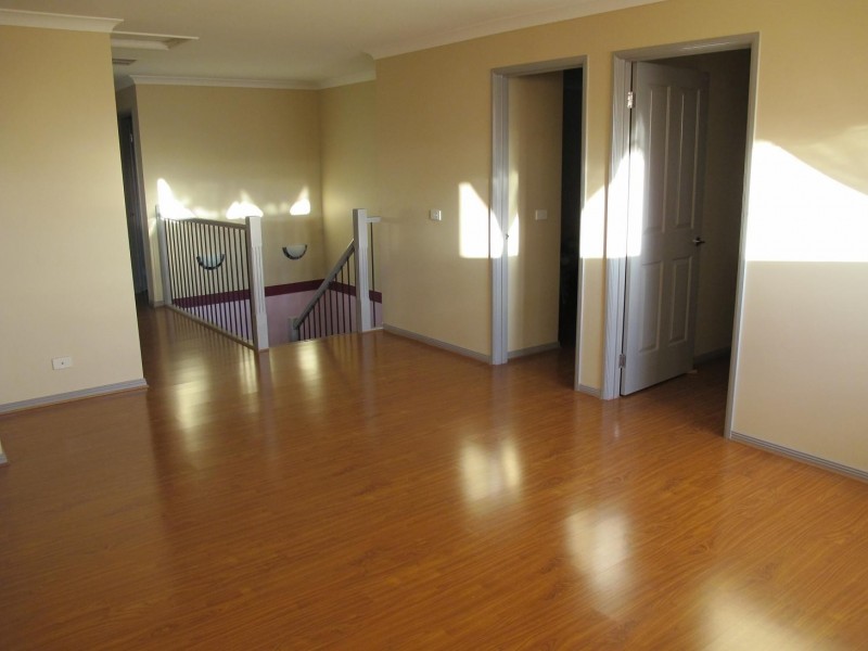 8 Rushcutters Place, Taylors Hill VIC 3037