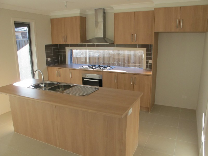 5 Poseidon Street, Kurunjang VIC 3337