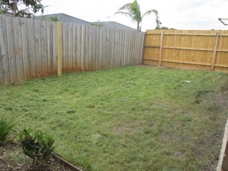 8 Poseidon Street, Kurunjang VIC 3337