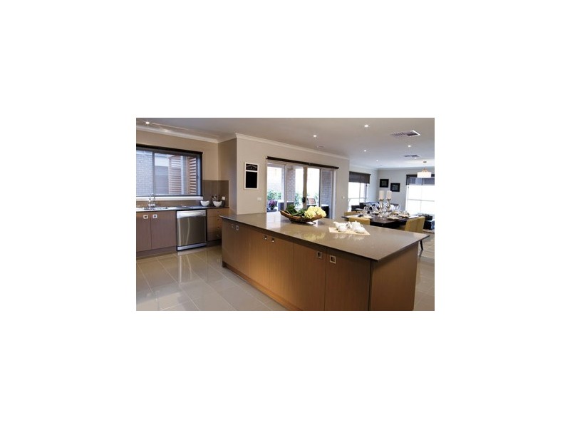 12 Manooka Road, Brookfield VIC 3338