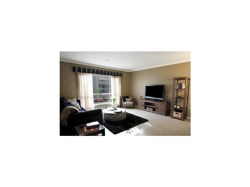 12 Manooka Road, Brookfield VIC 3338