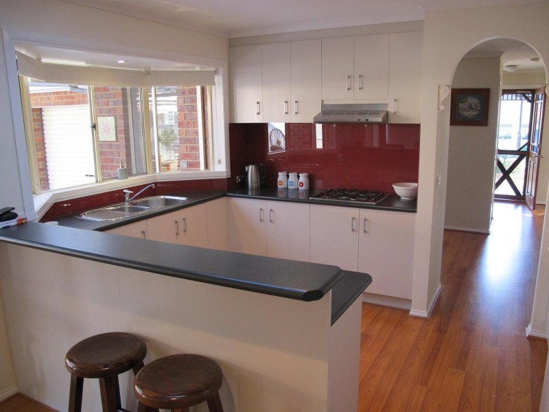 3 Diggers Place, Caroline Springs VIC 3023