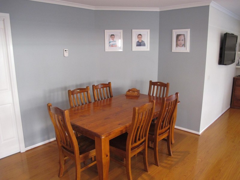 3 Diggers Place, Caroline Springs VIC 3023