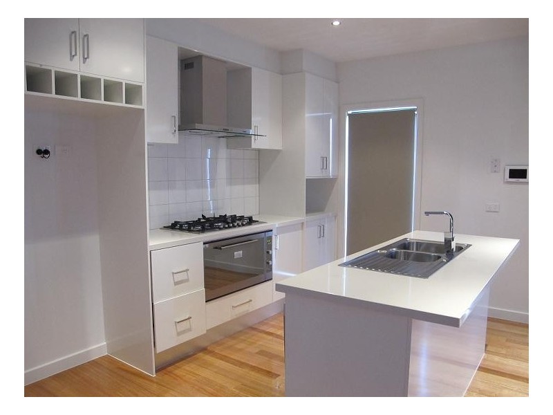 5/5-6 Chelsworth Place, Caroline Springs VIC 3023