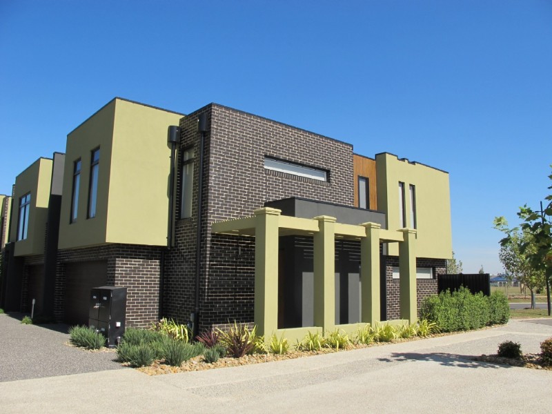 6/5-6 Chelsworth Place, Caroline Springs VIC 3023