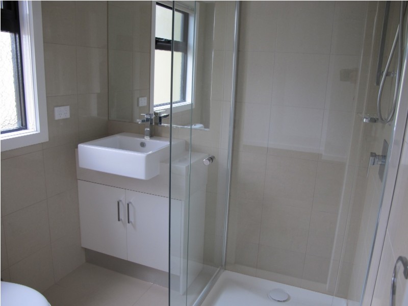 6/5-6 Chelsworth Place, Caroline Springs VIC 3023