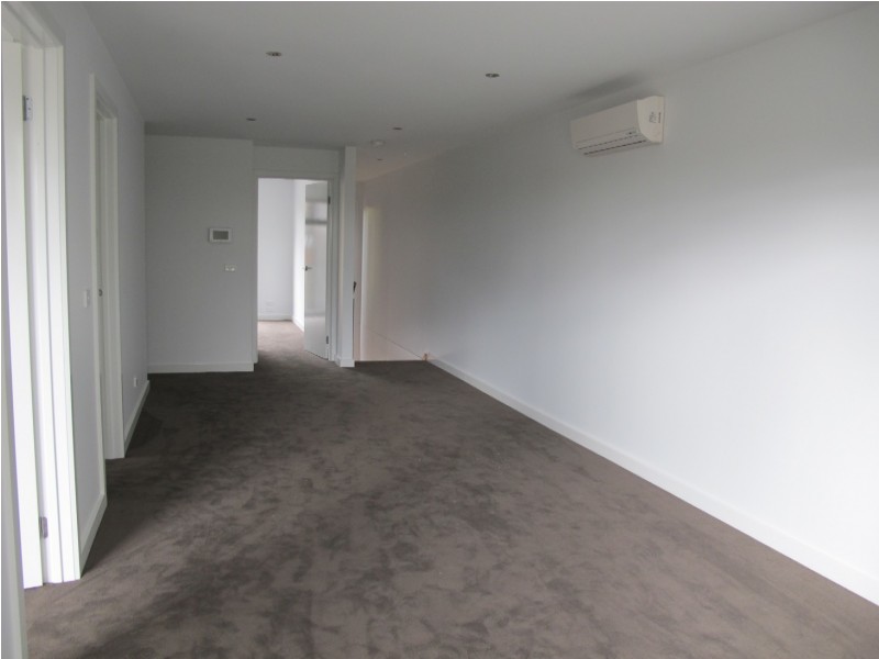 7/5-6 Chelsworth Place, Caroline Springs VIC 3023