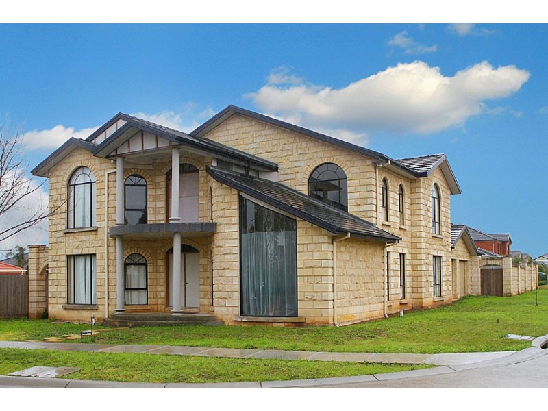 26 University Drive, Taylors Hill VIC 3037