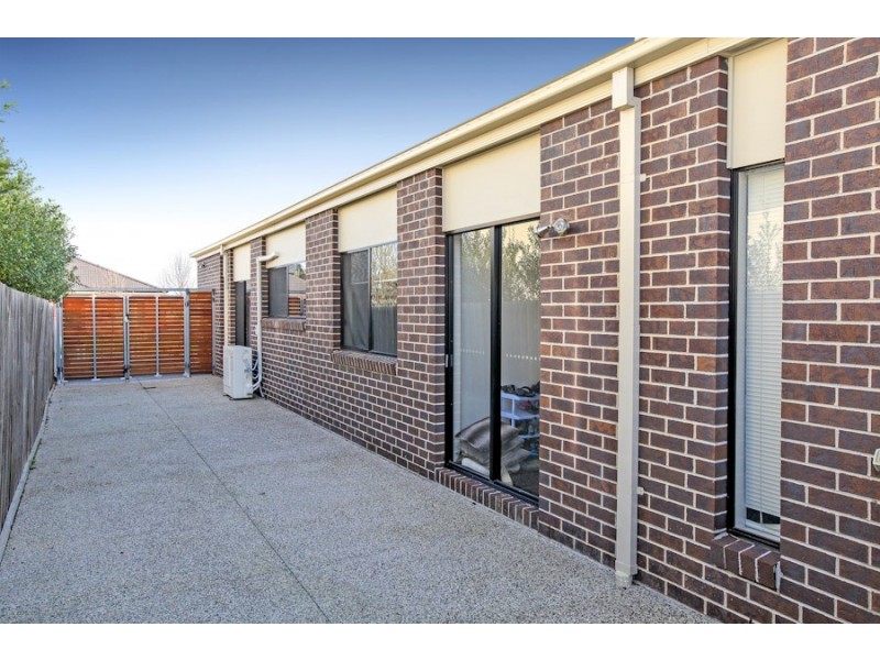 14 Moray Close, Taylors Hill VIC 3037