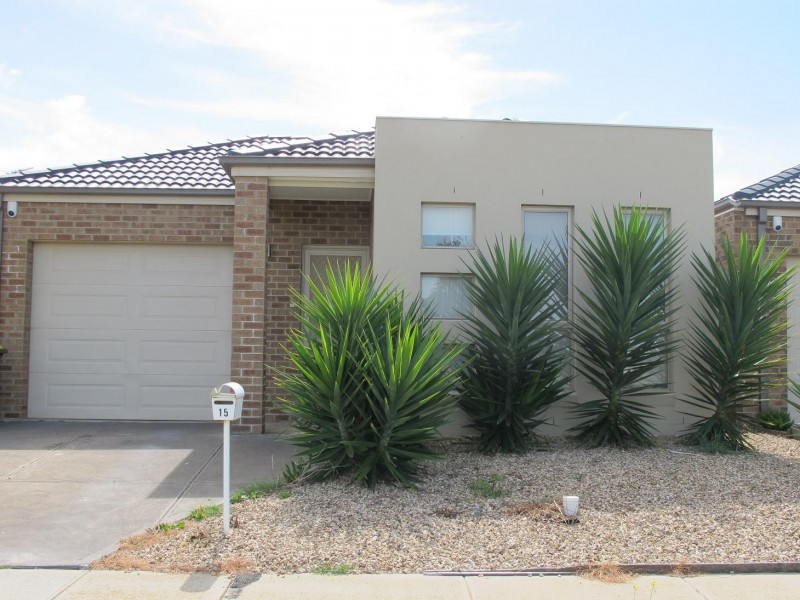 15 Glencoe Street, Kurunjang VIC 3337