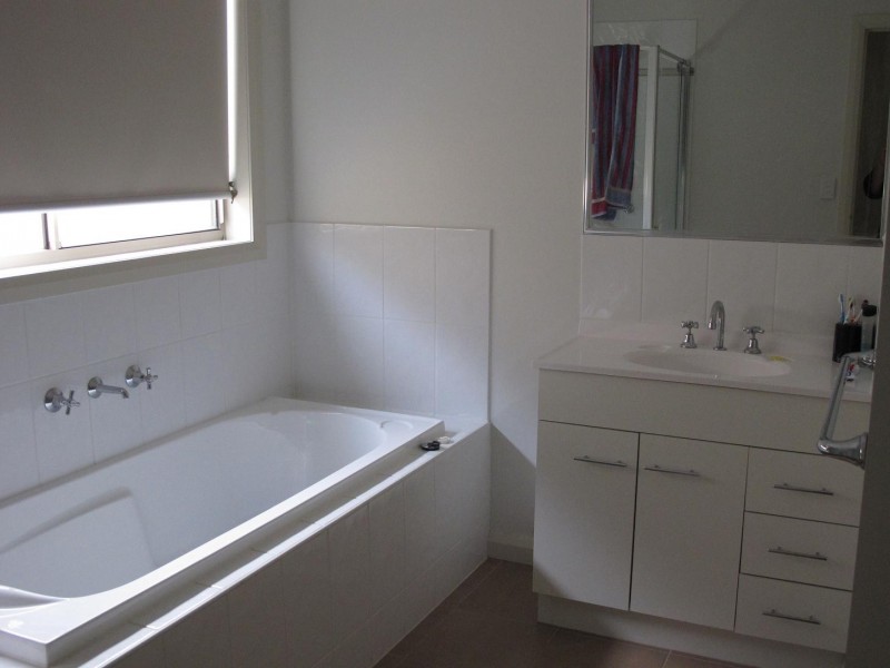 15 Glencoe Street, Kurunjang VIC 3337