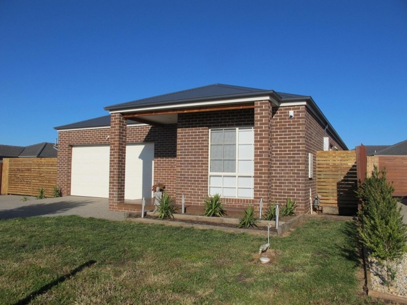 10 Boulderwood Court, Kurunjang VIC 3337