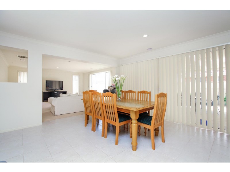 72 Greenhills Drive, Kurunjang VIC 3337