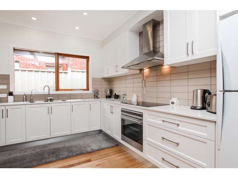 23 Etheridge Rise, Caroline Springs VIC 3023