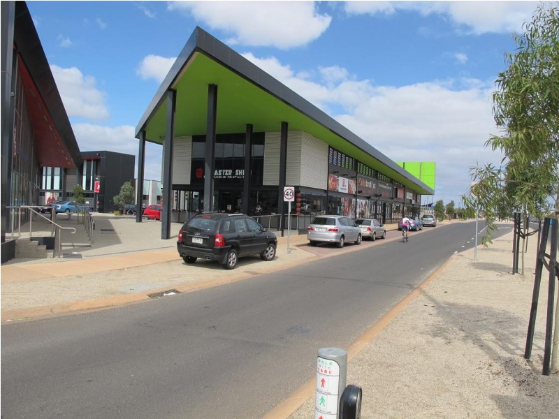 76 Tom Roberts Parade, Point Cook VIC 3030