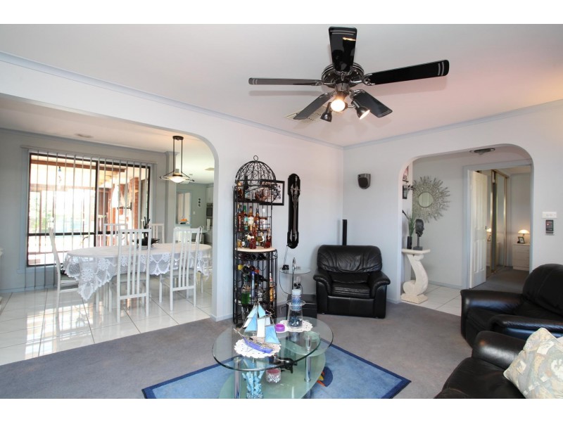 50 Frost Drive, Delahey VIC 3037