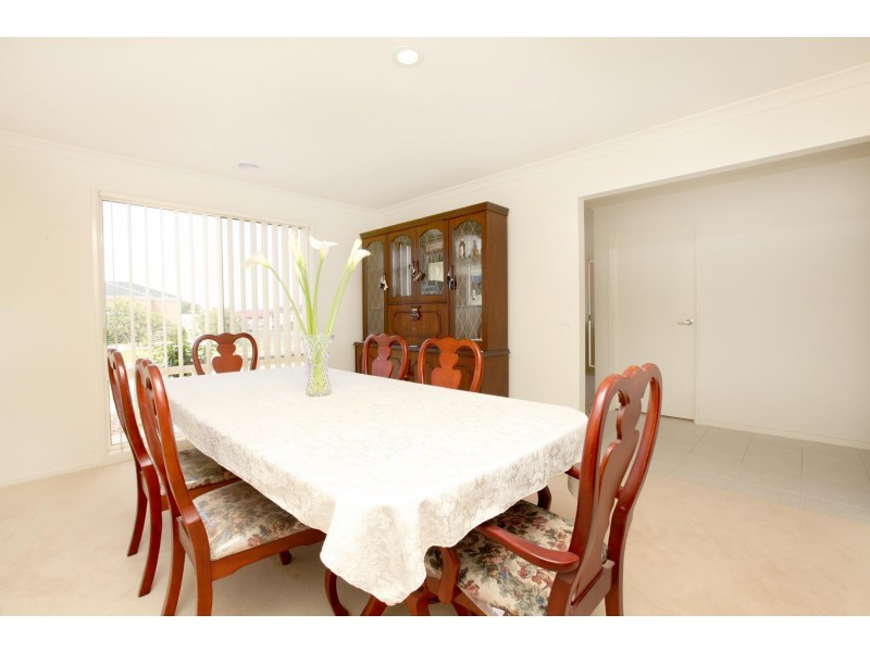 72 Greenhills Drive, Melton VIC 3337