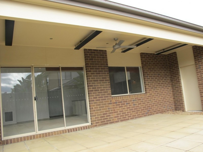 5 Botanical Drive, Caroline Springs VIC 3023