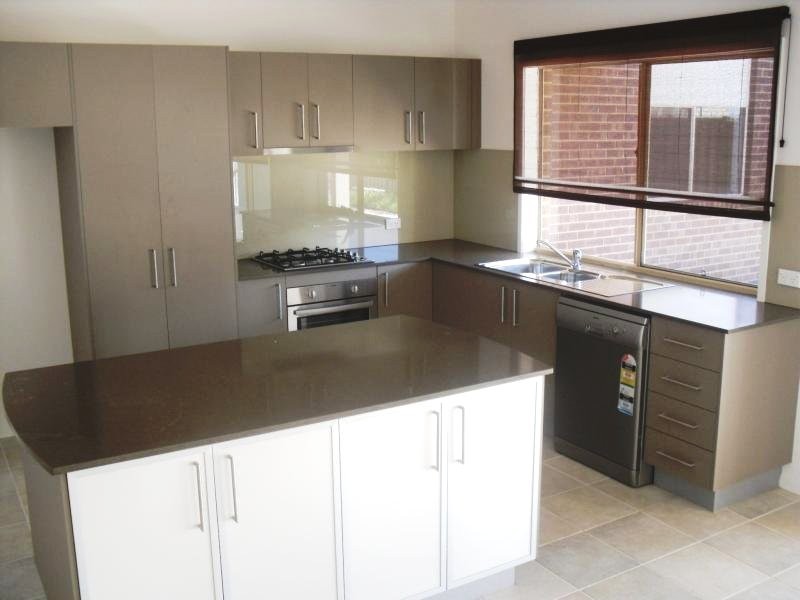 5 Botanical Drive, Caroline Springs VIC 3023