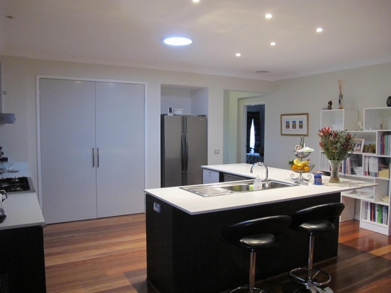 15 Drummond Street, Caroline Springs VIC 3023