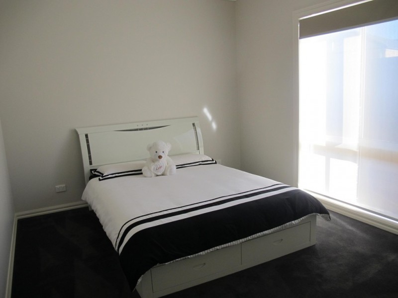 10 Boulderwood Crt, Kurunjang VIC 3337