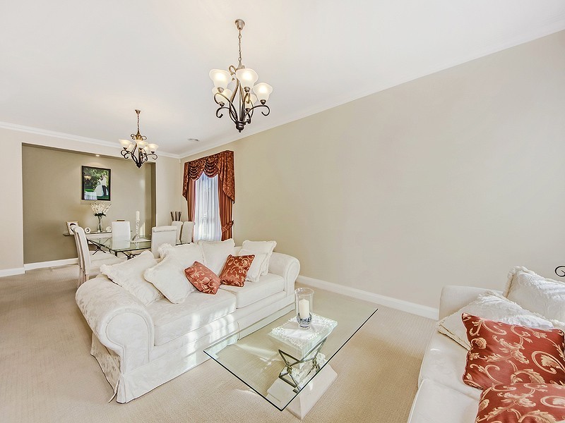 5 Grange Terrace, Taylors Hill VIC 3037