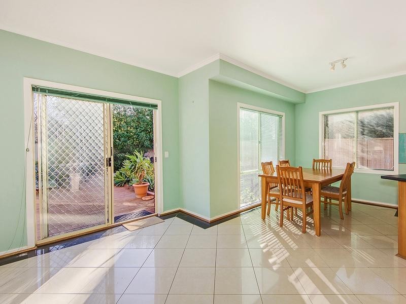 11 Ranmore Gve, Caroline Springs VIC 3023