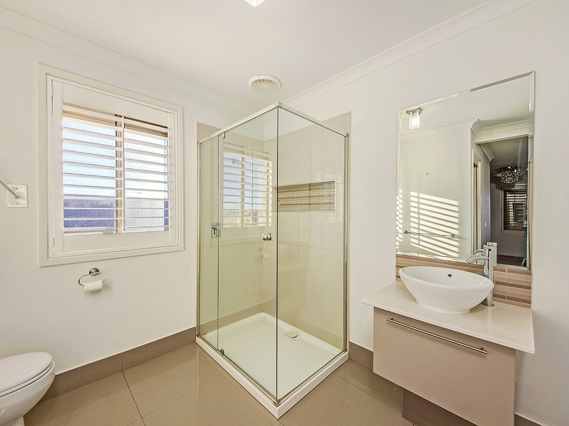 47 Double Bay Drive, Taylors Hill VIC 3037