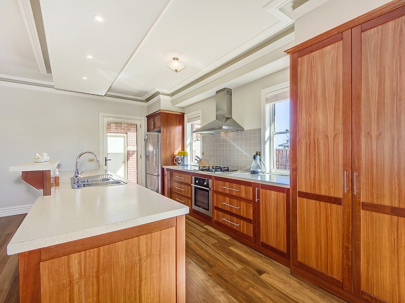 19 Kirribilli Blvd, Taylors Hill VIC 3037