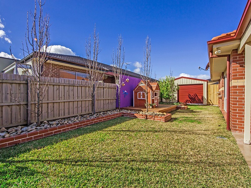 19 Kirribilli Blvd, Taylors Hill VIC 3037