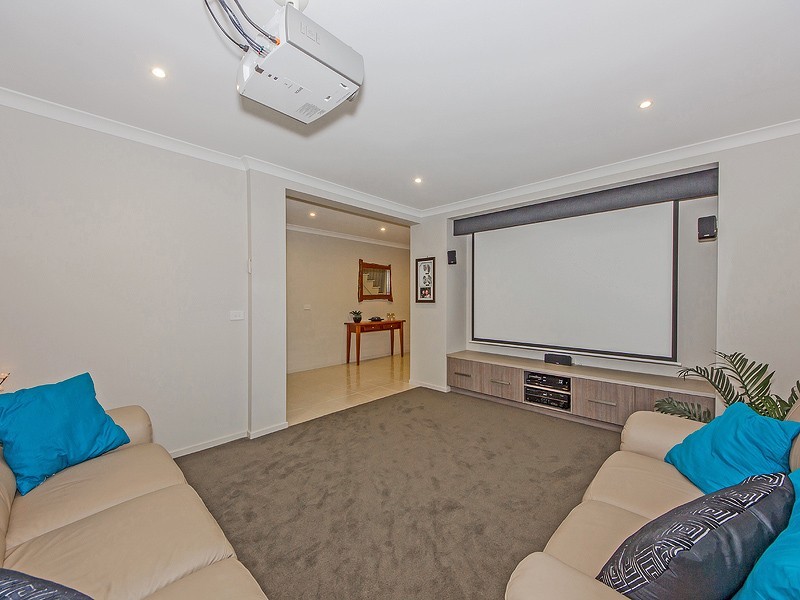 33 Rowling Street, Plumpton VIC 3335