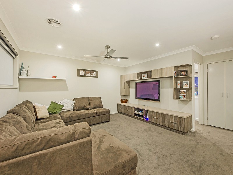 33 Rowling Street, Plumpton VIC 3335