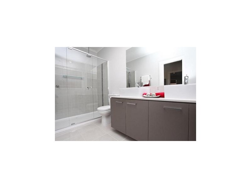 10 Belmont Court, Taylors Hill VIC 3037