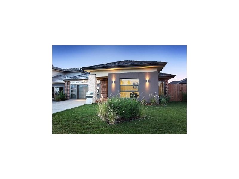 10 Belmont Court, Taylors Hill VIC 3037