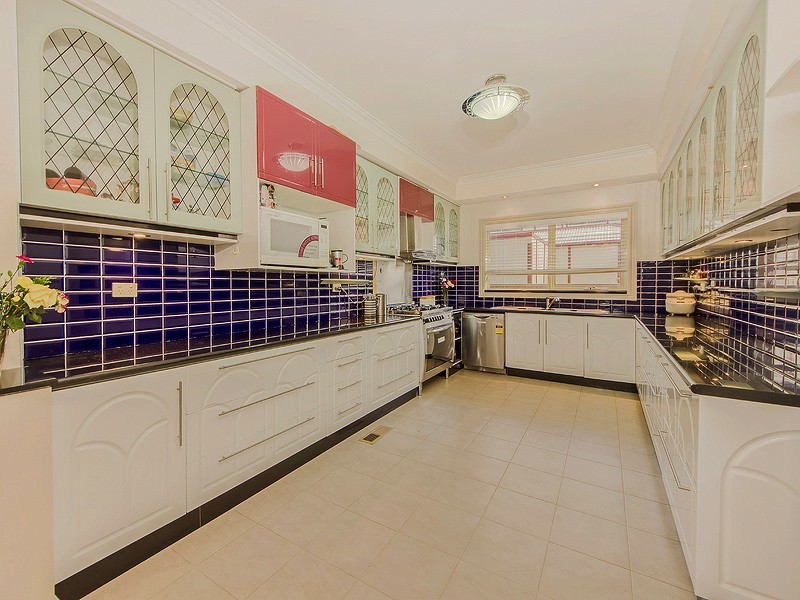 3 Calthorpe Green, Caroline Springs VIC 3023