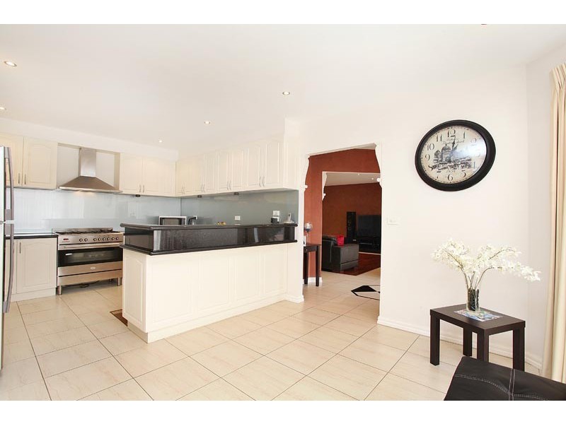 20 Jacaranda Dve, Taylors Hill VIC 3037