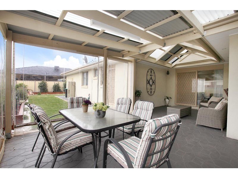 20 Jacaranda Dve, Taylors Hill VIC 3037