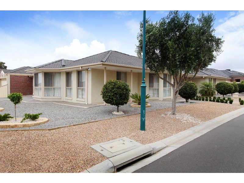 20 Jacaranda Dve, Taylors Hill VIC 3037