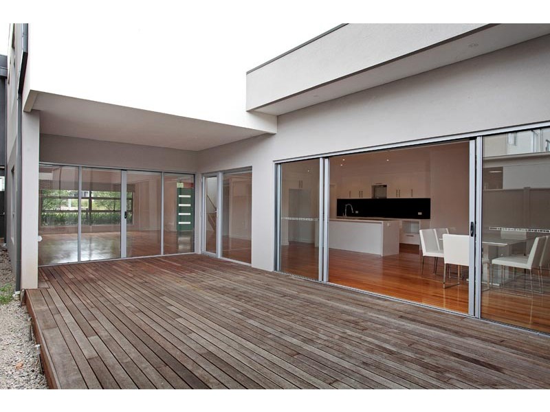 9 Coppin Lane, Caroline Springs VIC 3023