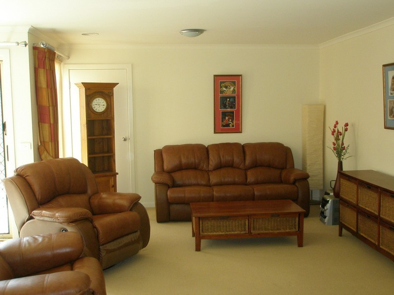 38 Jade Way, Hillside VIC 3037