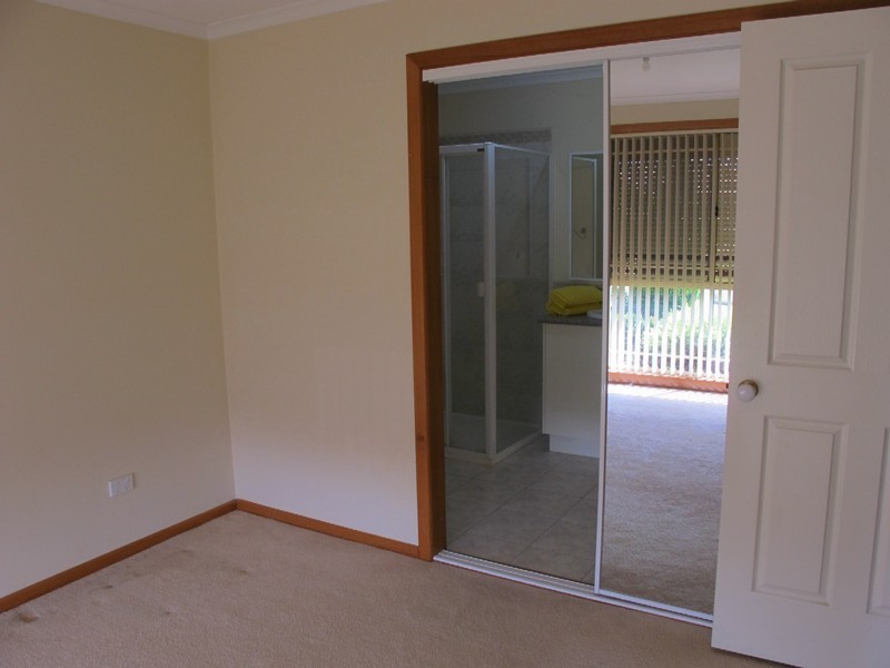 2 Kitson Court, Altona Meadows VIC 3028