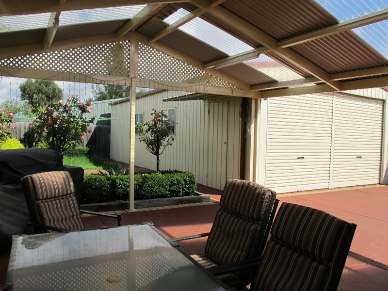 2 Kitson Court, Altona Meadows VIC 3028