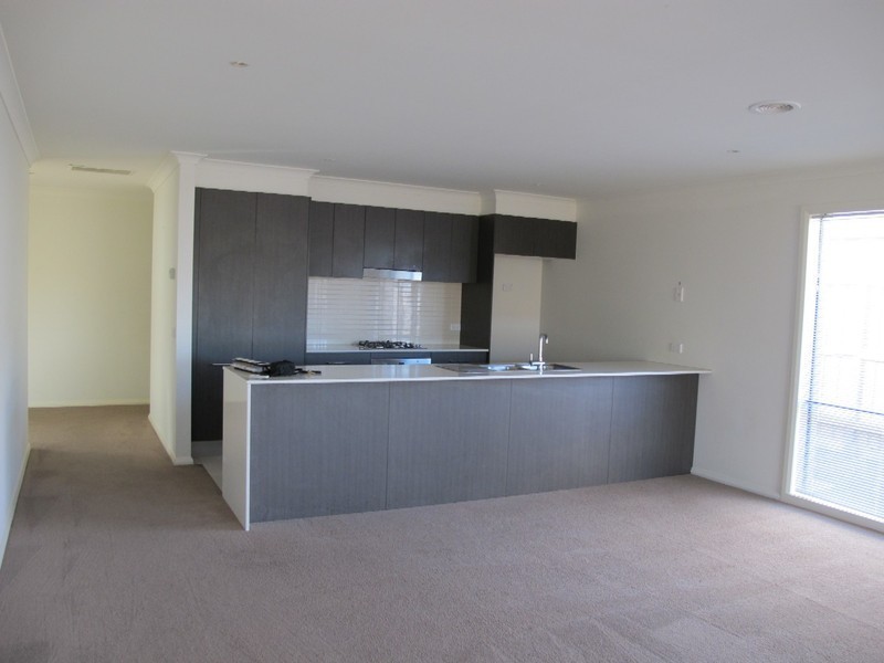 11 Giverny Close, Burnside Heights VIC 3023