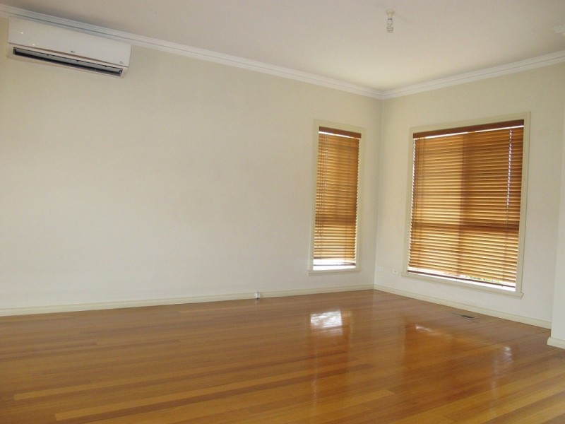 1A Glencara Street, Avondale Heights VIC 3034